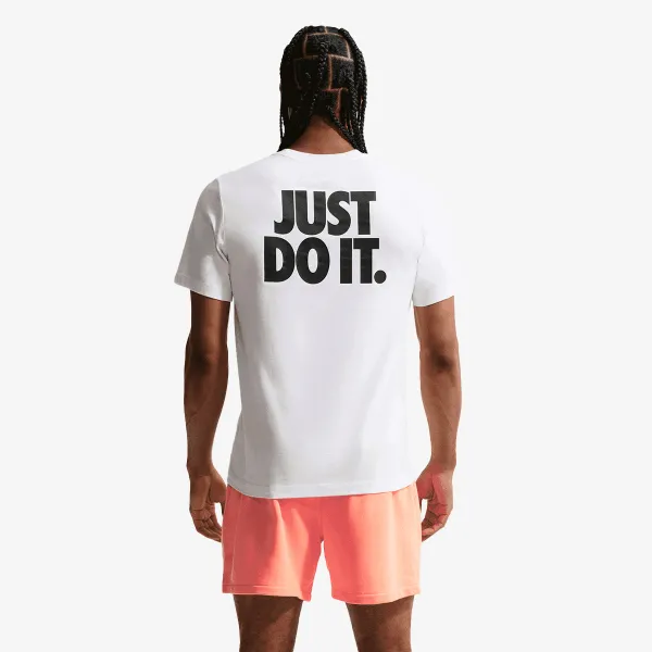 Nike Sportswear 