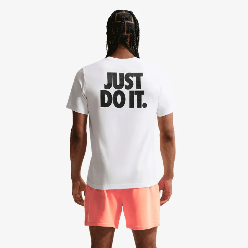 Nike Sportswear 