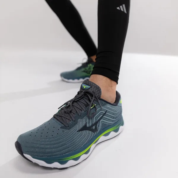 Mizuno Wave Horizon 6 