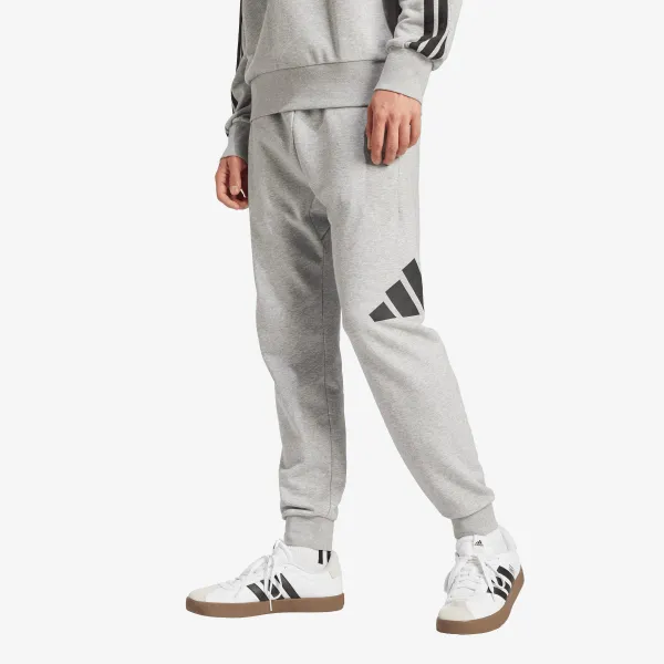 adidas Big logo 