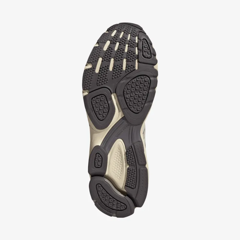 adidas SPIRITAIN 2000 