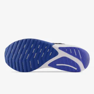 New Balance FuelCell Propel v3 