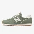 New Balance 373 