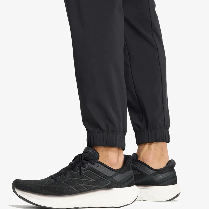 New Balance Sport Essentials Woven 