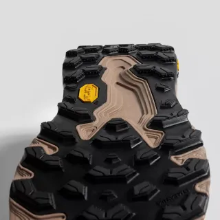 New Balance Fresh Foam X Hierro v9 