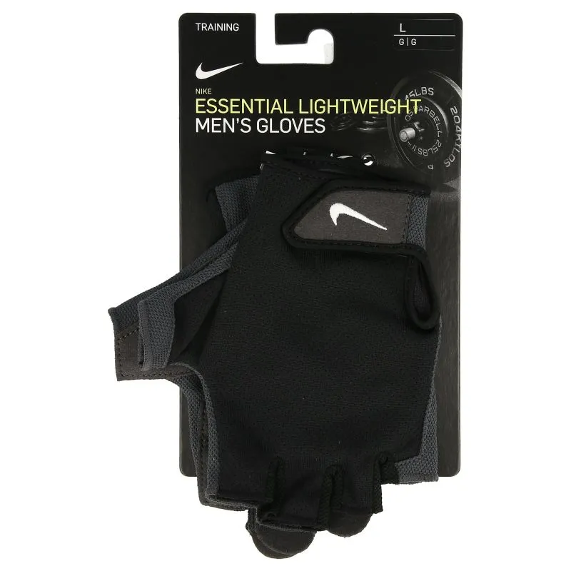 Nike Essential 