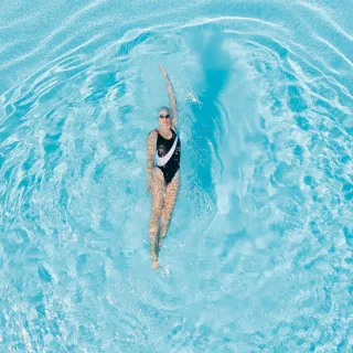 Nike Swim Scoop Neck One Piece 