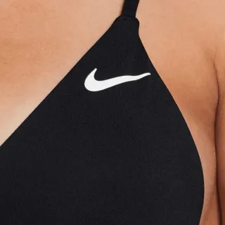 Nike Essential 