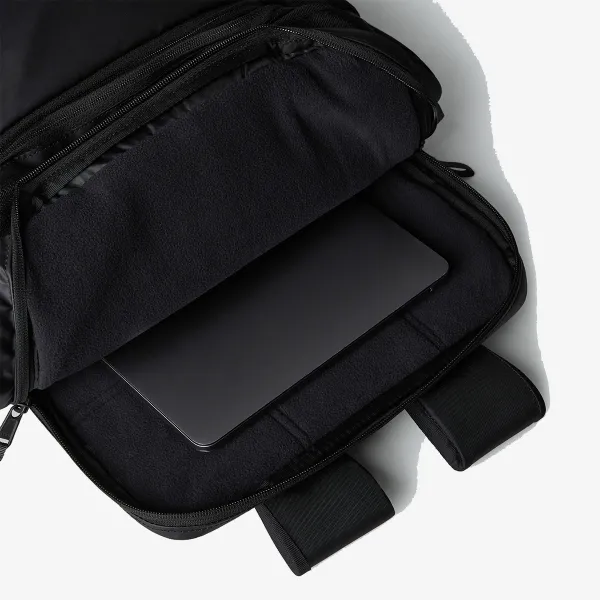 The North Face BASE CAMP VOYAGER TRAVEL PACK 