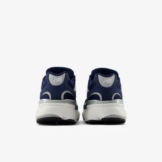New Balance 603 