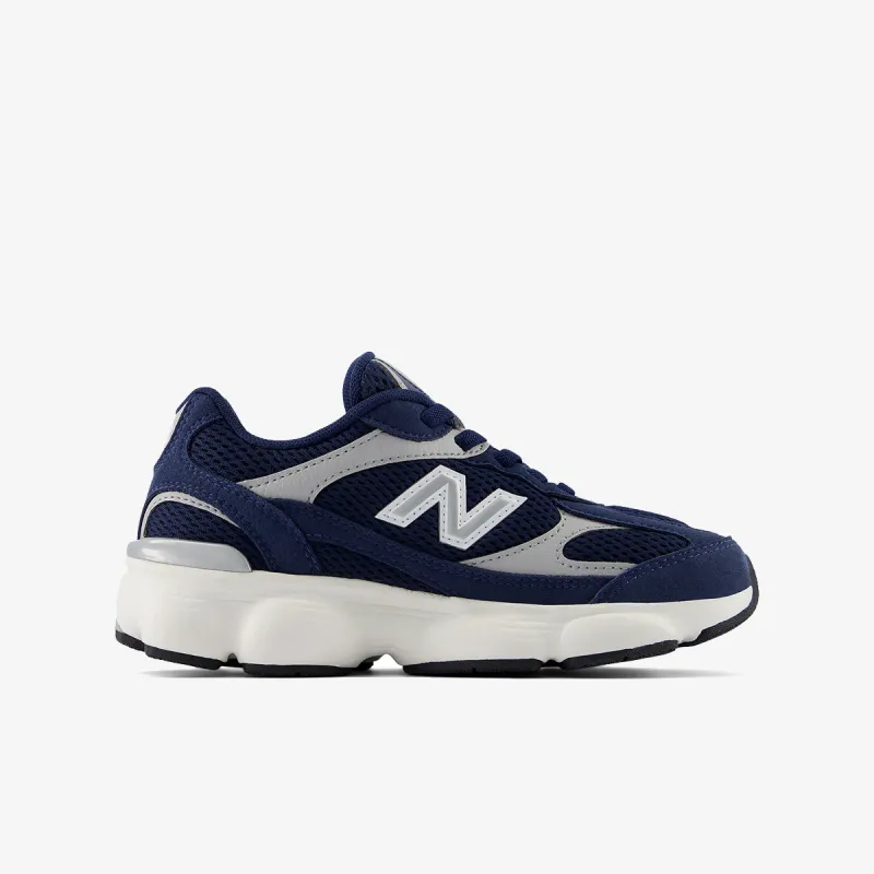 New Balance 603 
