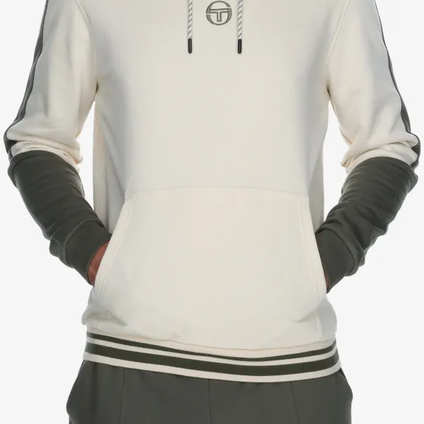 Sergio Tacchini Loggo 