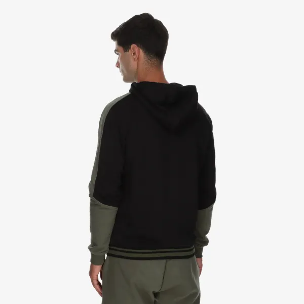 Sergio Tacchini Loggo 