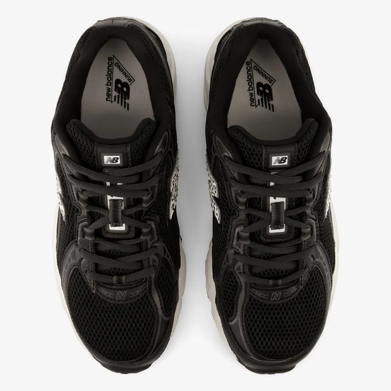 New Balance 740 