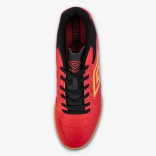 Umbro PIVOT 