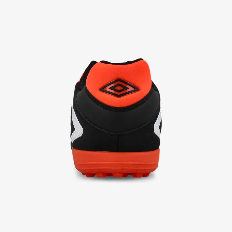 Umbro SWEEPER Truf 