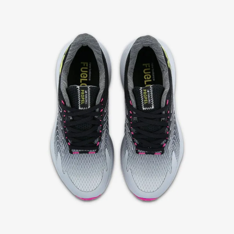 New Balance W FC PROPEL 