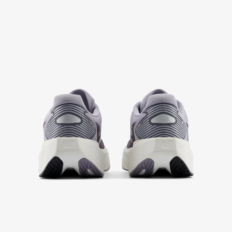 New Balance FCX 