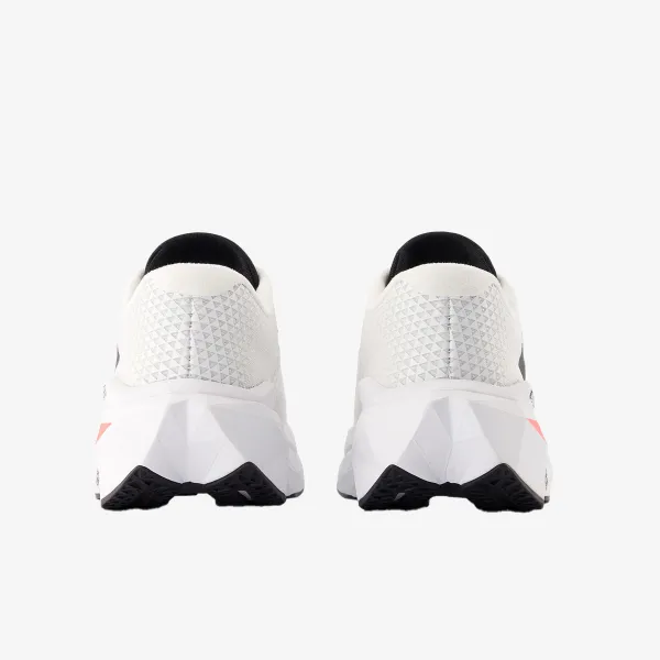 New Balance FuelCell 