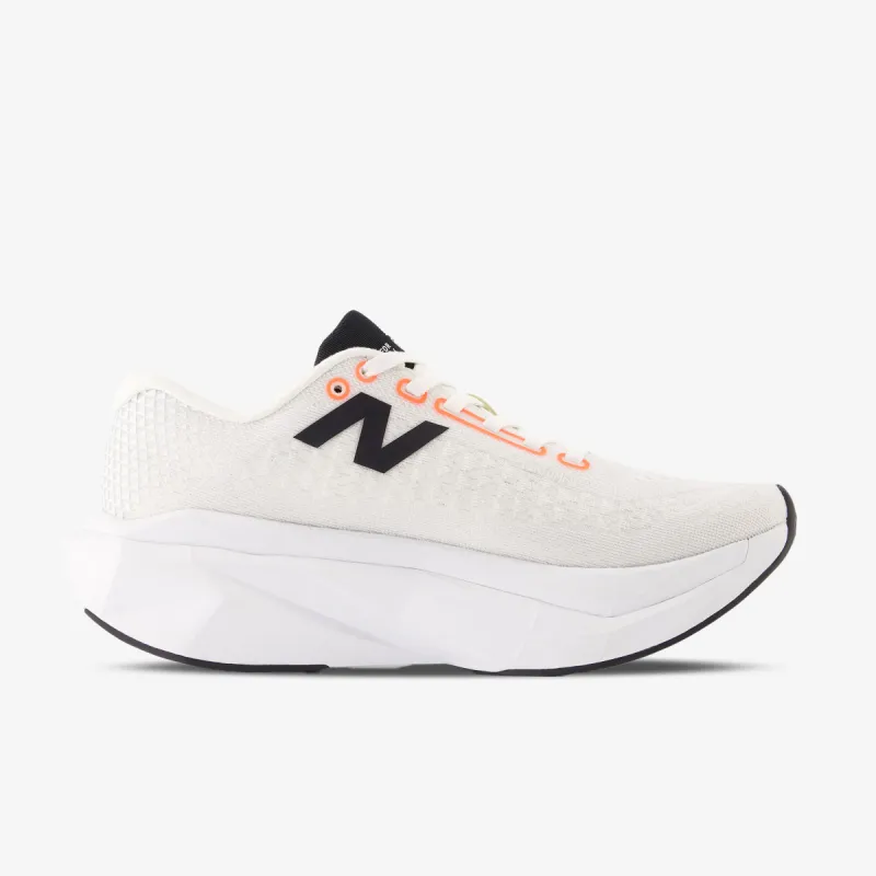 New Balance FuelCell 