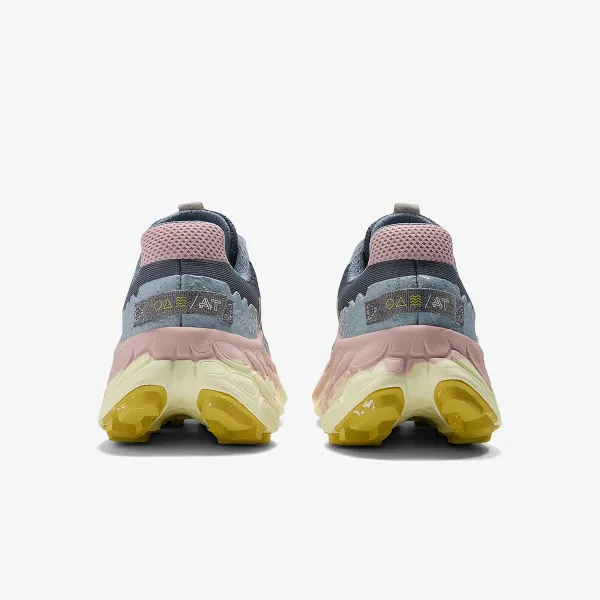 New Balance More Trail 