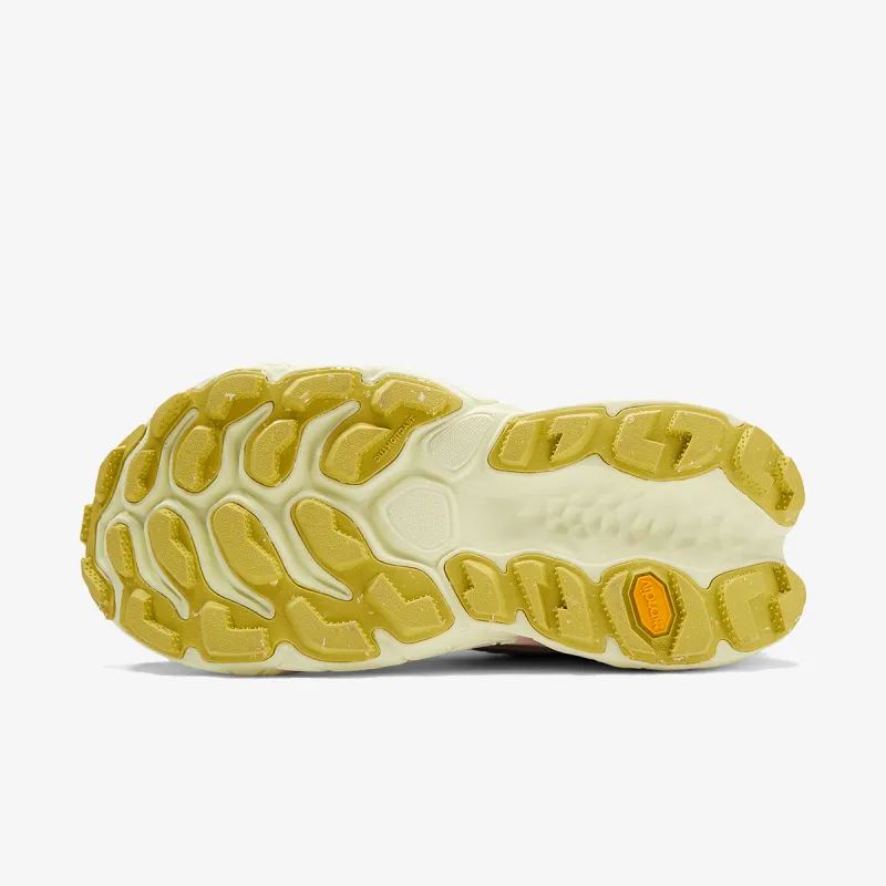 New Balance More Trail 