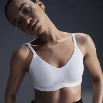 Nike Alate Minimalist 