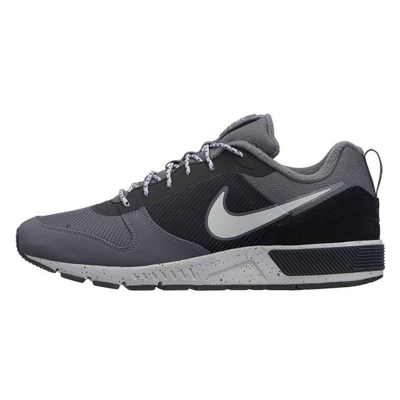 nike 6.0 black and white
