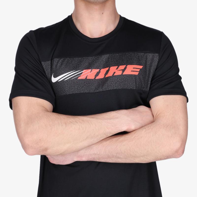 Nike Dri-FIT Superset 