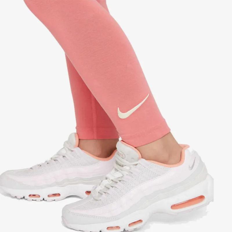 Nike Sportswear Favorites 